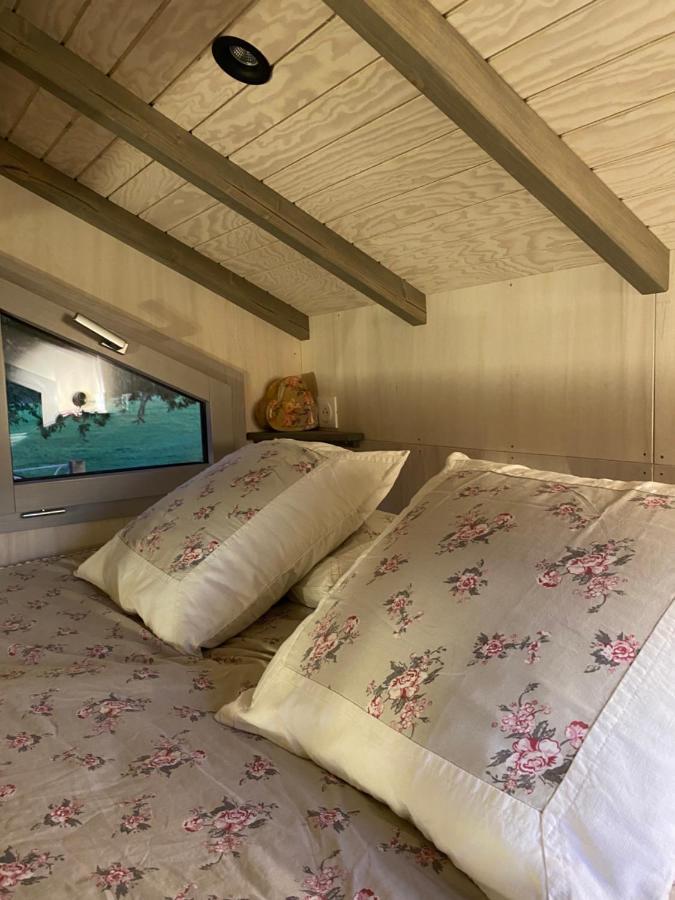 Jolie Tiny House Sous Les Grands Arbres Villa Cholet Eksteriør billede