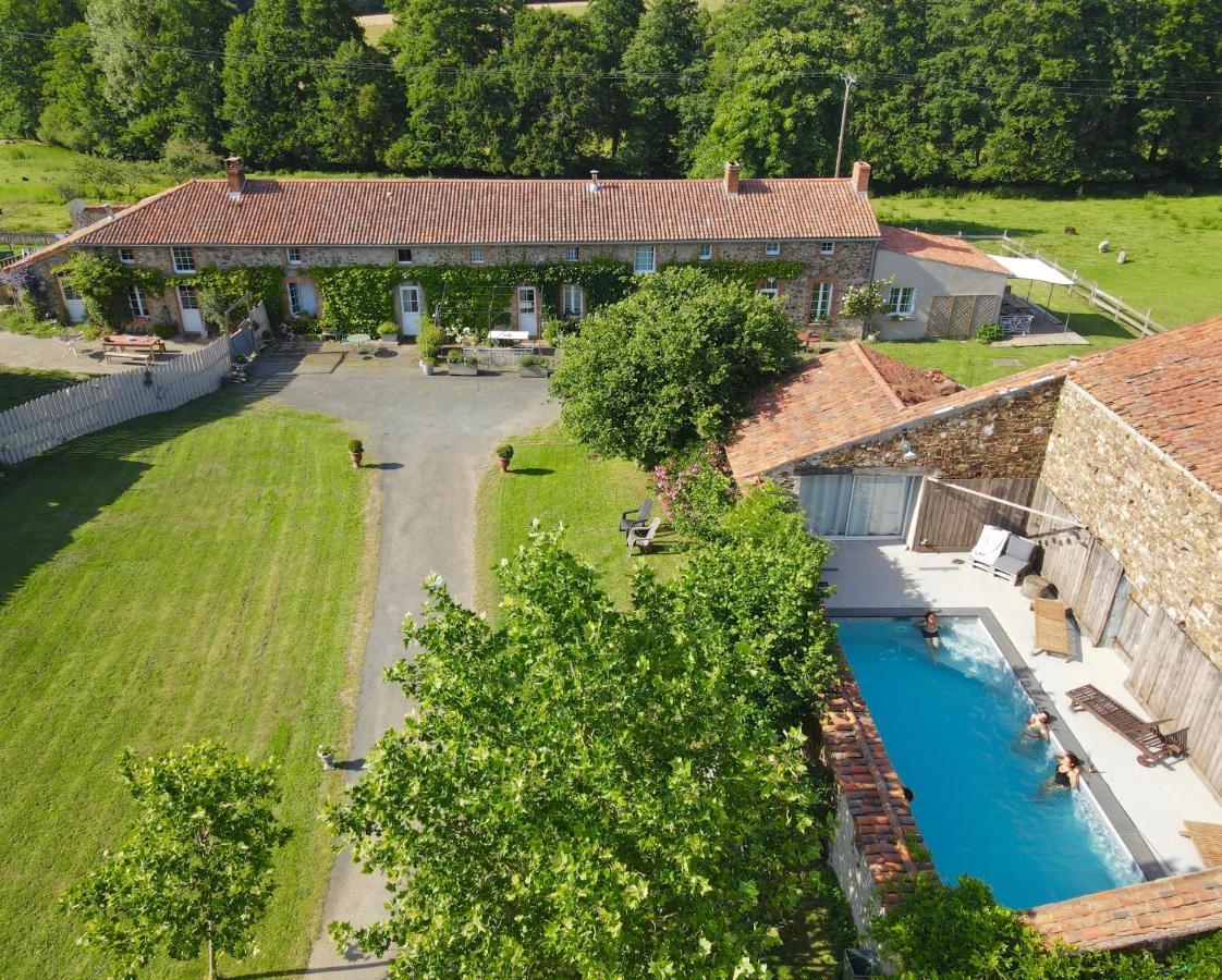 Jolie Tiny House Sous Les Grands Arbres Villa Cholet Eksteriør billede